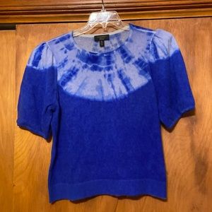 Cashmere short sleeve cropped sweater. Size XL